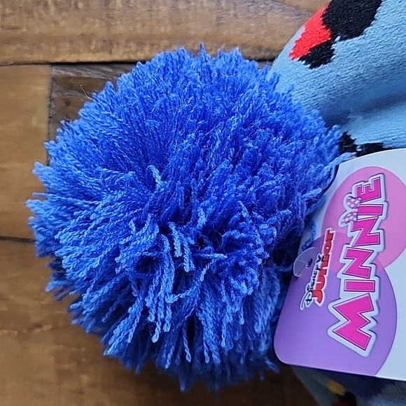 Minnie Mouse Licensed Toddler Knit Beanie Hat & Mitten Set - Picture 4 of 10